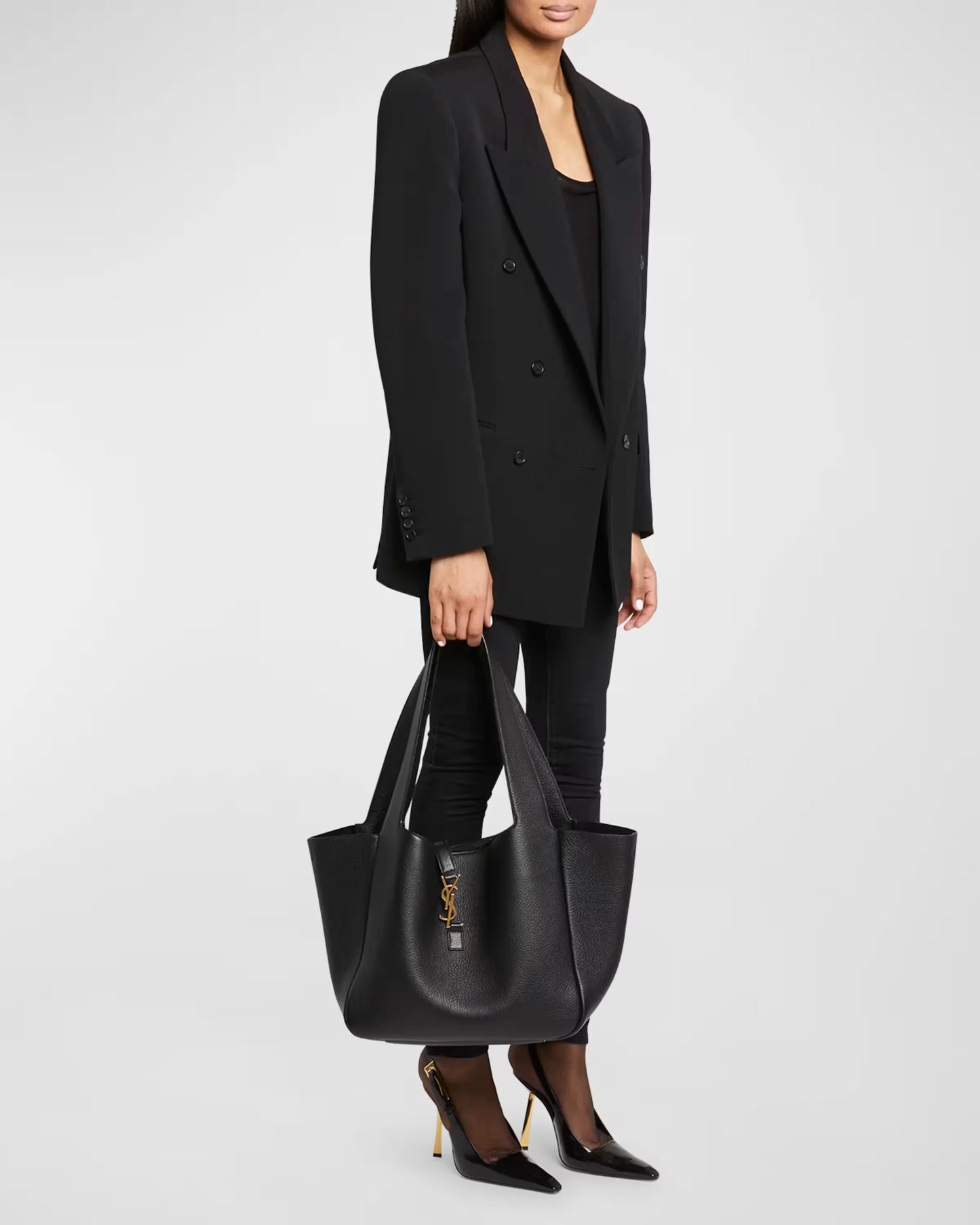 SAINT LAURENT Le 5 À 7 Bea Shoulder Bag