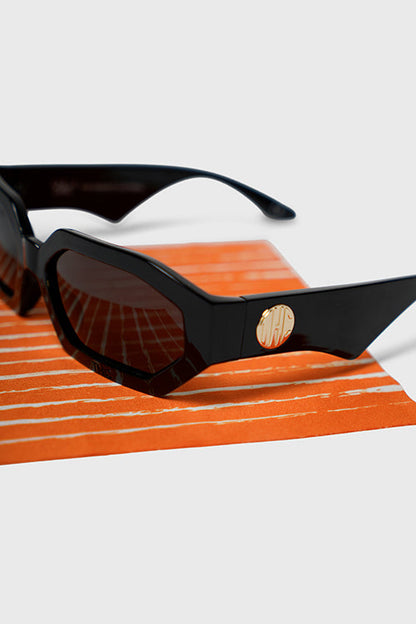 Side Circle In Summæry Sunglasses