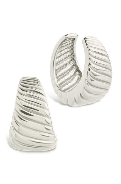 Beth Twisted Croissant Ear Cuff