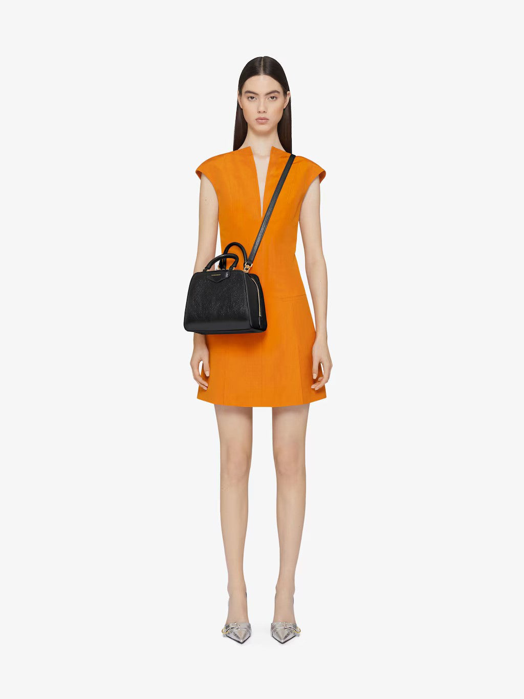 GIVENCHY Mini Antigona Cube bag in leather