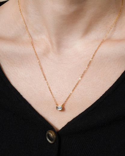 Sterling Silver Emerald Bezel Set Pendant