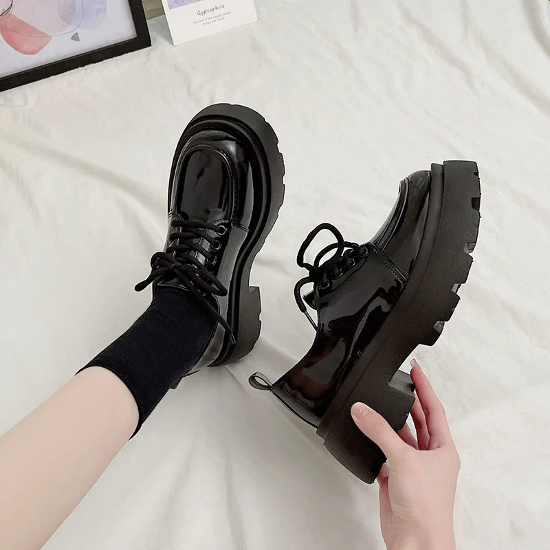 Women Spring New Black Platform Flats Shoes Women Loafers Slip on Boat Shoes Designer Casual Leather Oxfords